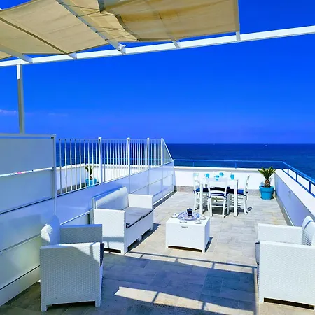 Sunset With Sea Access & Shared Pool * Santa Flavia
