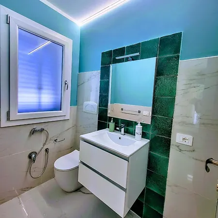 Apartman Sunset Seafront With Infinity Pool