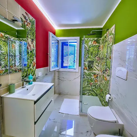 Sunset Seafront With Infinity Pool Santa Flavia