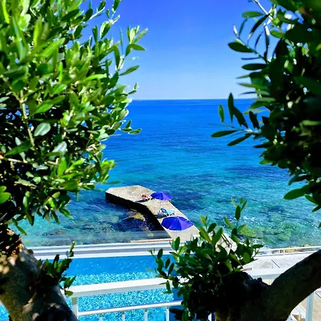 Sunset Seafront With Infinity Pool