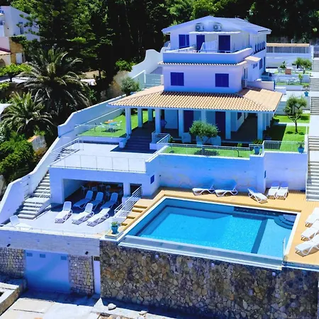 Appartement Sunset With Sea Access & Shared Pool *