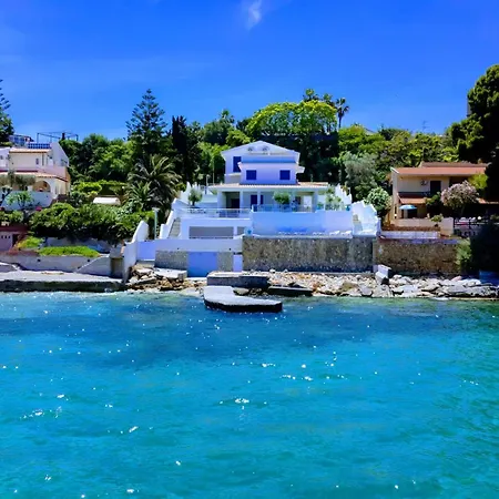 Sunset With Sea Access & Shared Pool *