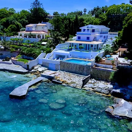 Sunset Exclusive Waterfront Shared Infinity Pool & Private Sea Access *