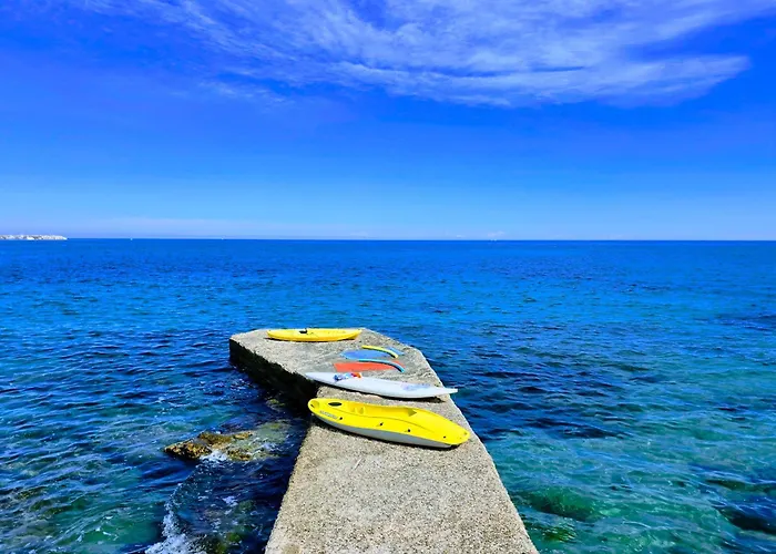 Sunset Seafront With Infinity Pool Apartment *