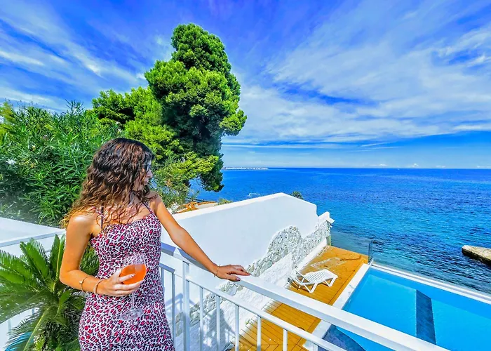 Sunset Seafront With Infinity Pool