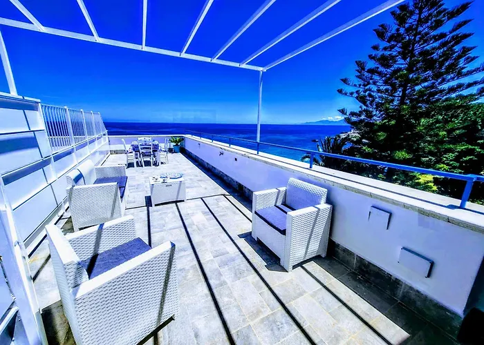 Apartment Sunset Seafront With Infinity Pool