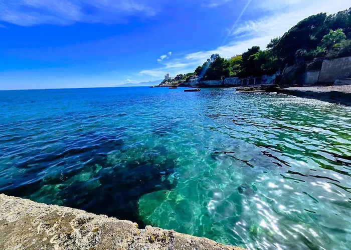 Sunset Seafront With Infinity Pool Apartment *